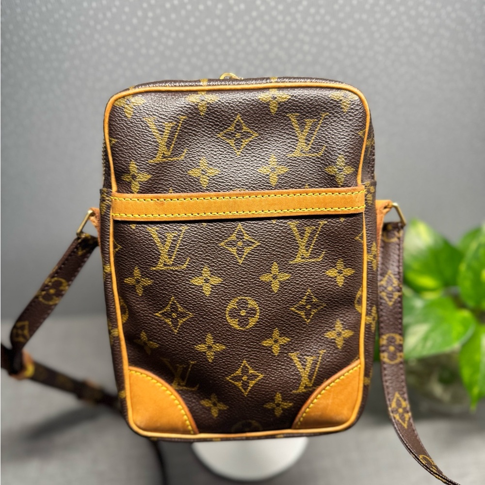 Bundle Authentic Preloved! - image 2